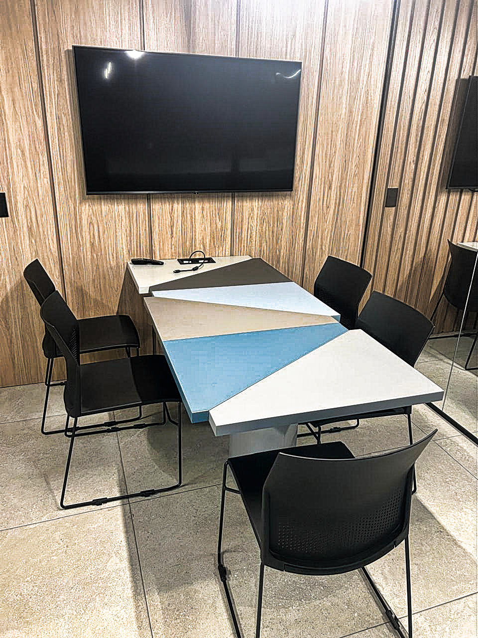 Mesa para reunião corporativa